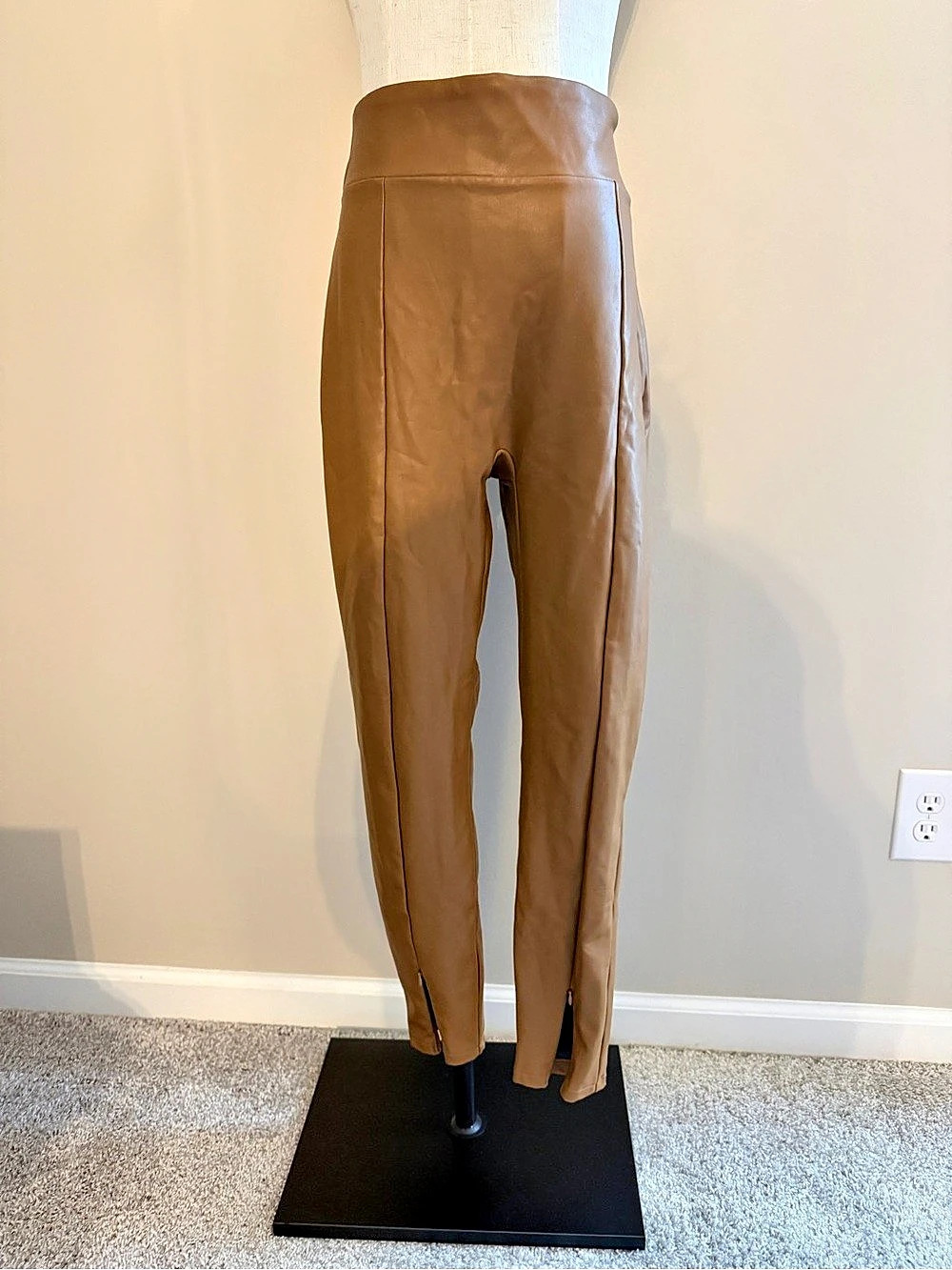 Abercrombie & Fitch Faux Leather Leggings in Camel Brown